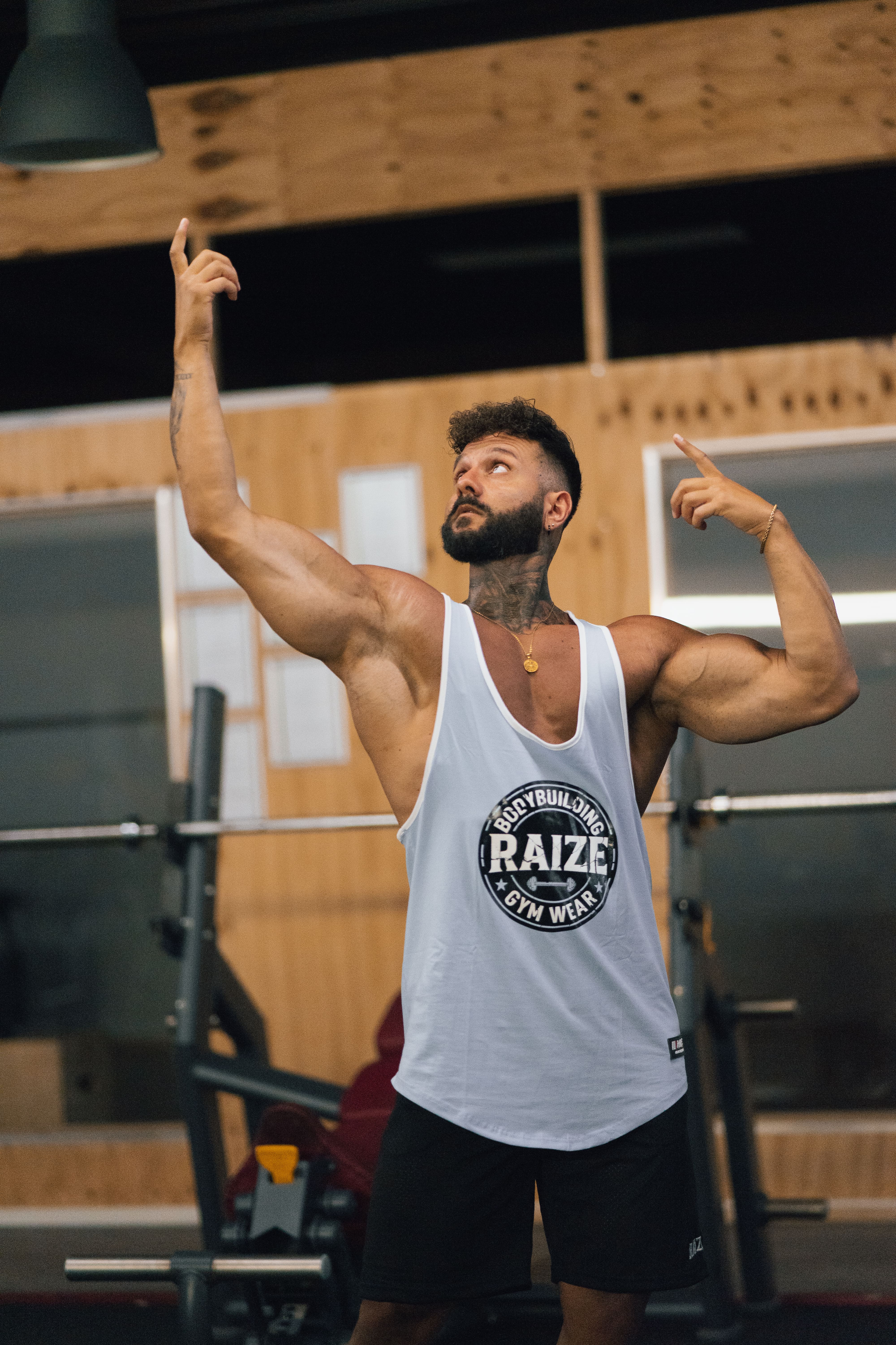 Raw Bodybuilding Stringer