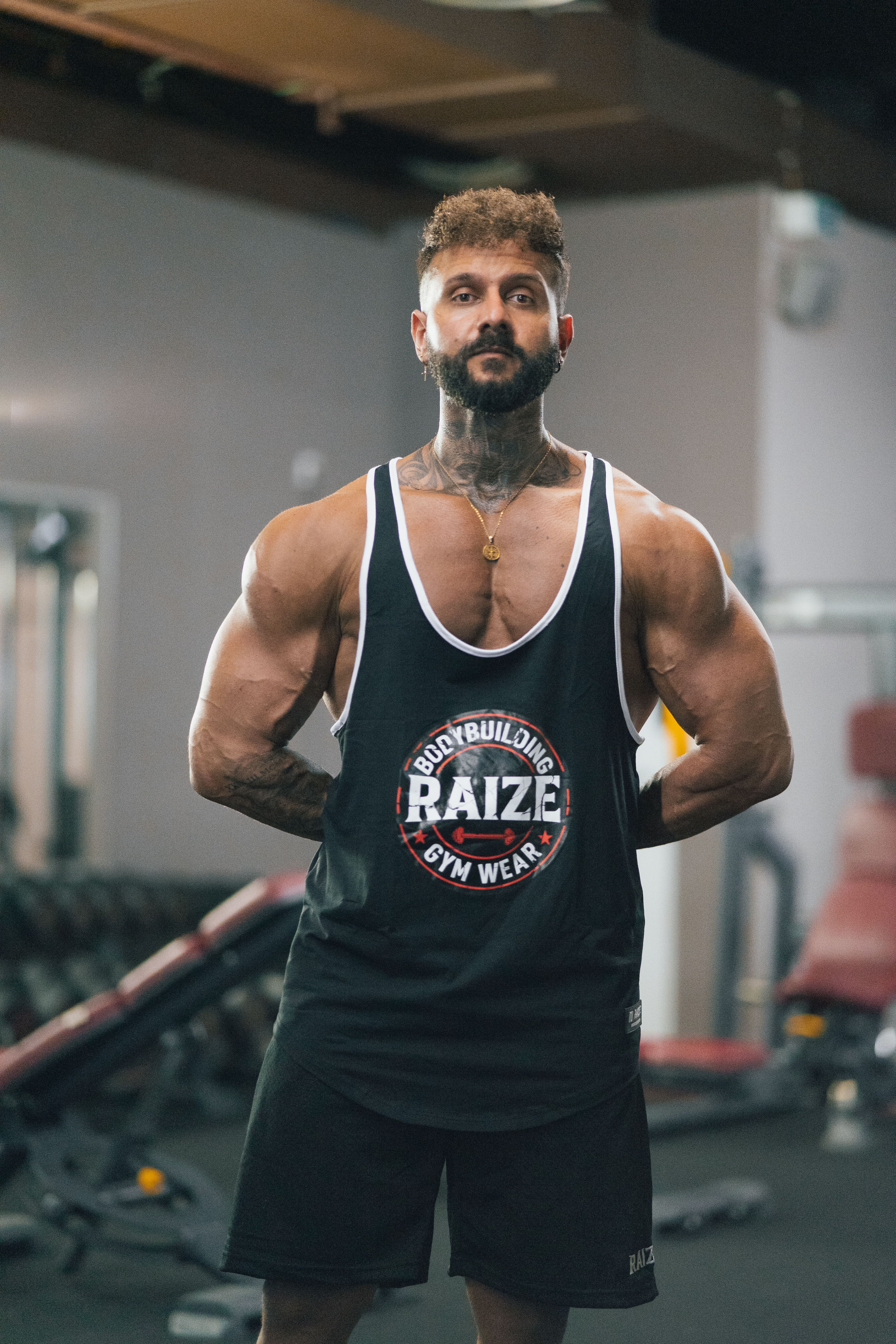 Raw Bodybuilding Stringer